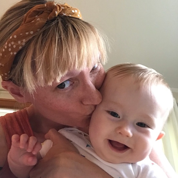 Meet your Posher, Kate - Picture 3 of 4